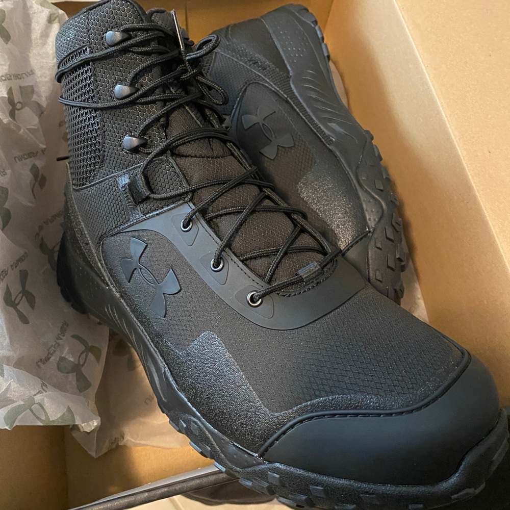 BRAND NEW Under Armour VALSETZ RTS 1.5 Size 12.5